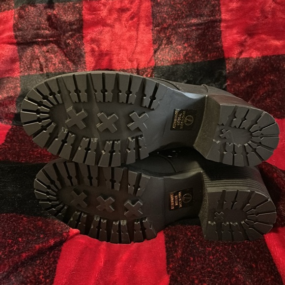 Soda Women Chunky High Heel Combat Army Riding Boot Booties Lug Black Size 7 - Picture 8 of 8